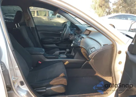 2008 Honda Accord 2.4 Lx-P z USA, uszkodzony, nr VIN JHMCP264X8C045230